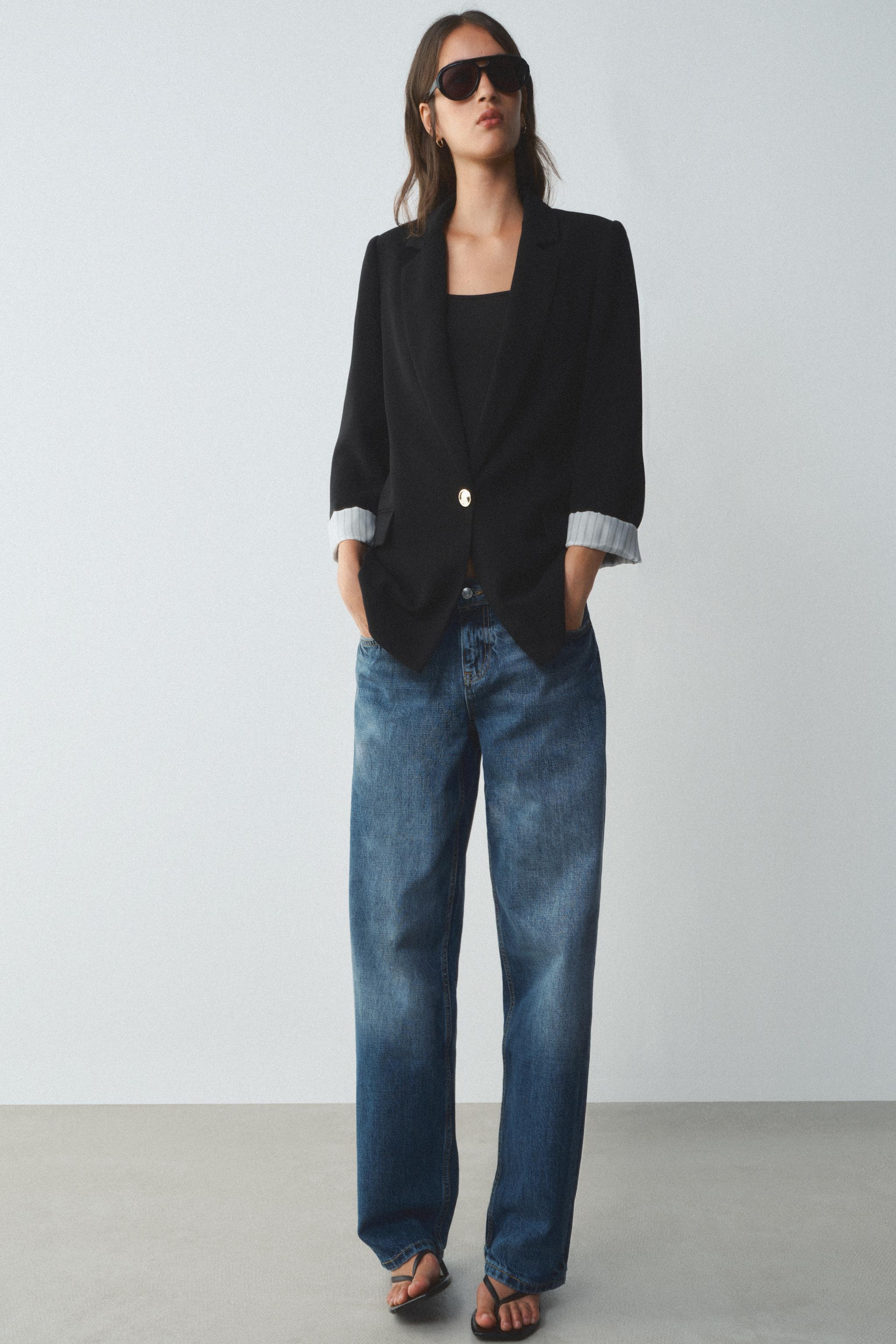 SHOULDER PAD BLAZER WITH PRINTED CUFFS